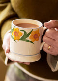 Windblown Daffodils 1/2 Pint Mug